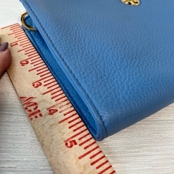 Tory Burch Brody Pebbled Wallet Crossbody - Picture 6 of 6